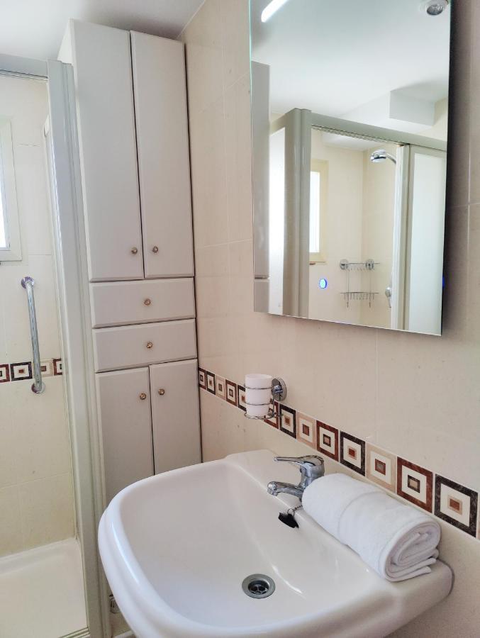 Gerona Sea View Apartments Benidorm Dış mekan fotoğraf
